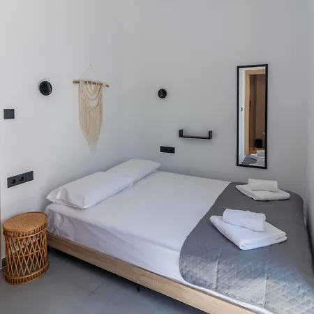 Antonis Traditional House * Afando