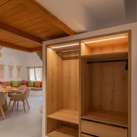 Appartamento Antonis Traditional House *