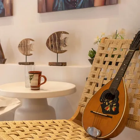 Antonis Traditional House *