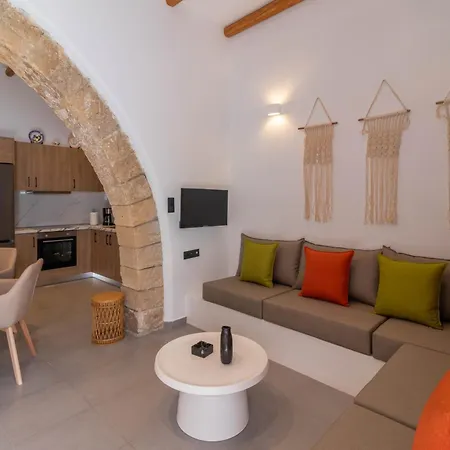 Antonis Traditional House *