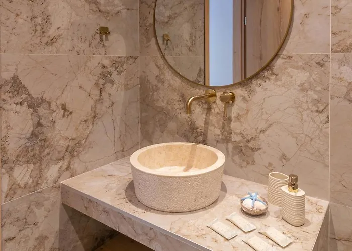 Daire Antonis Traditional House