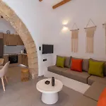 Antonis Traditional House *